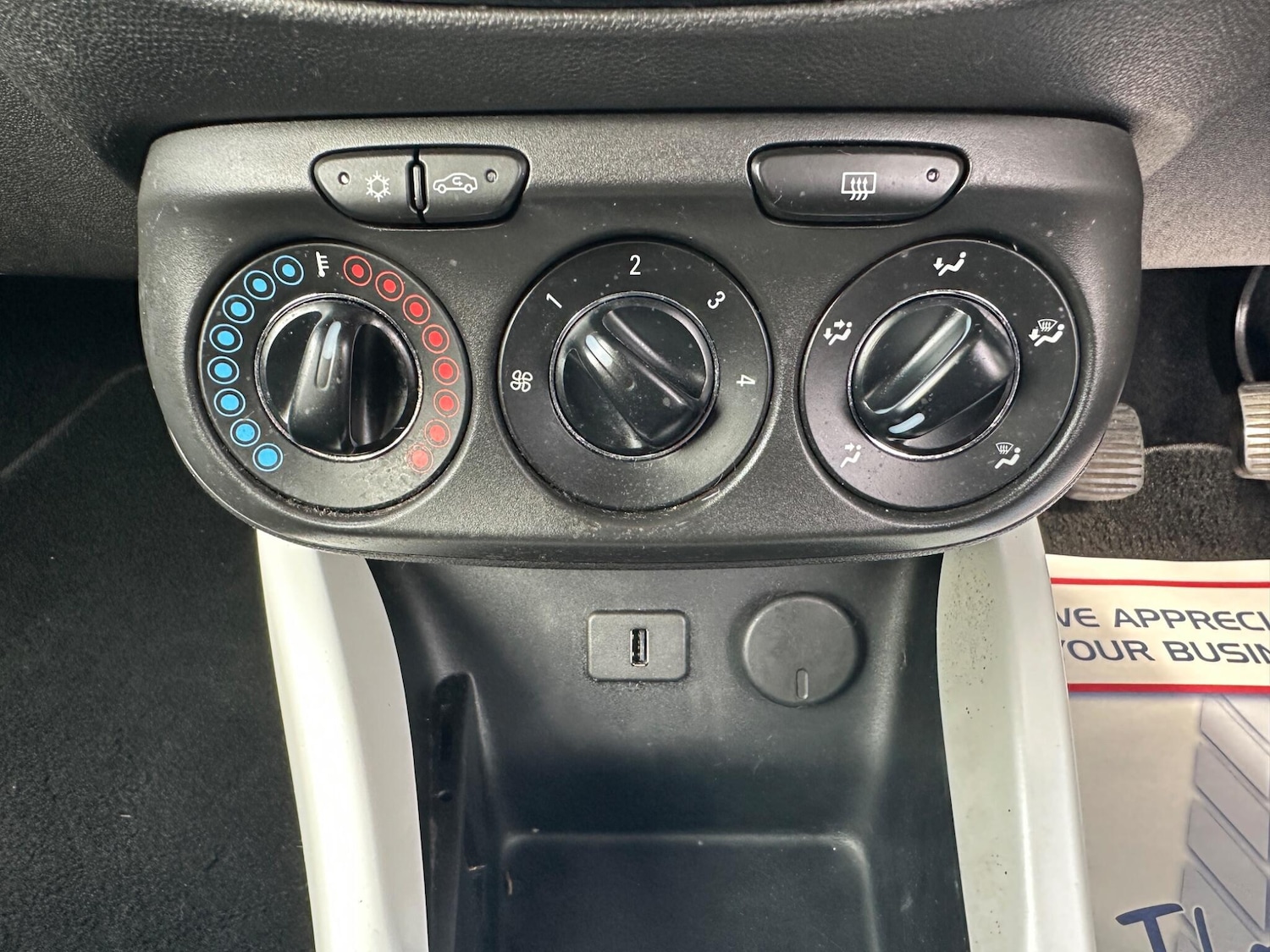 Used Vauxhall ADAM 2014 for sale - 76473258: Photo 46