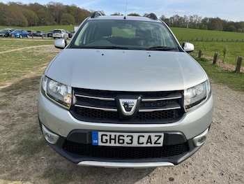 Used Dacia Sandero Stepway 2013 for sale - 78205492: Photo