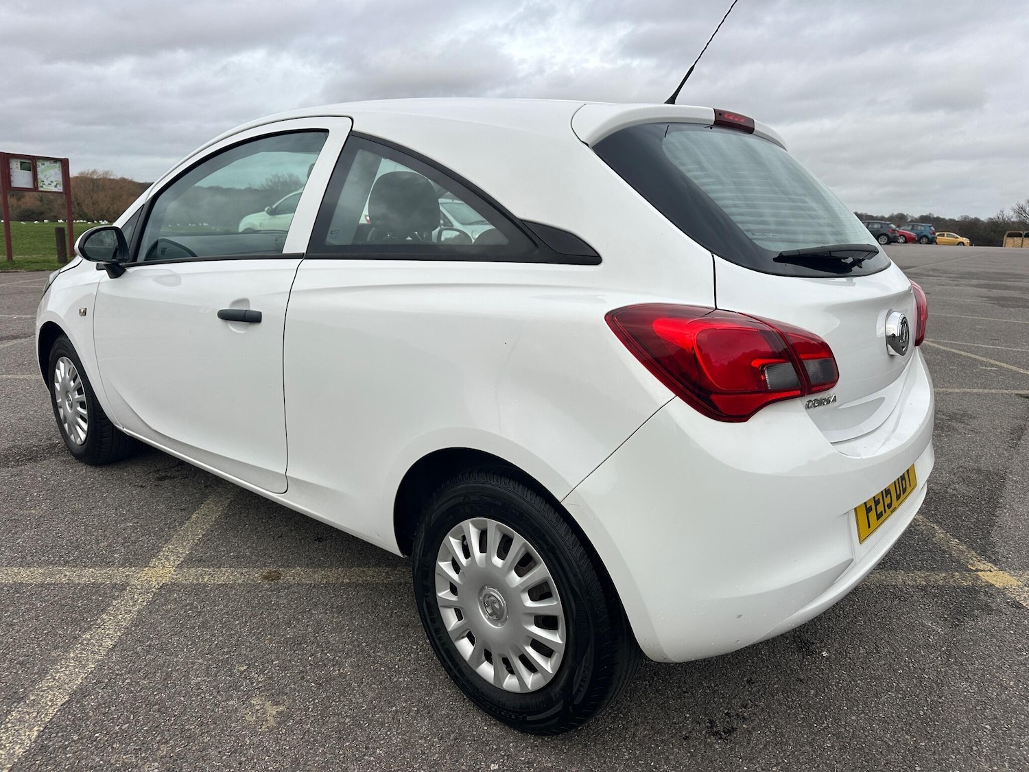 Used Vauxhall Corsa 2015 for sale - 76975873: Photo 11