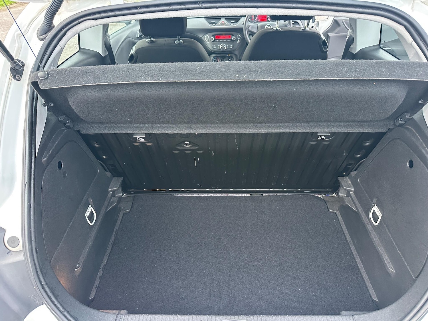 Used Vauxhall Corsa 2015 for sale - 76975873: Photo 40