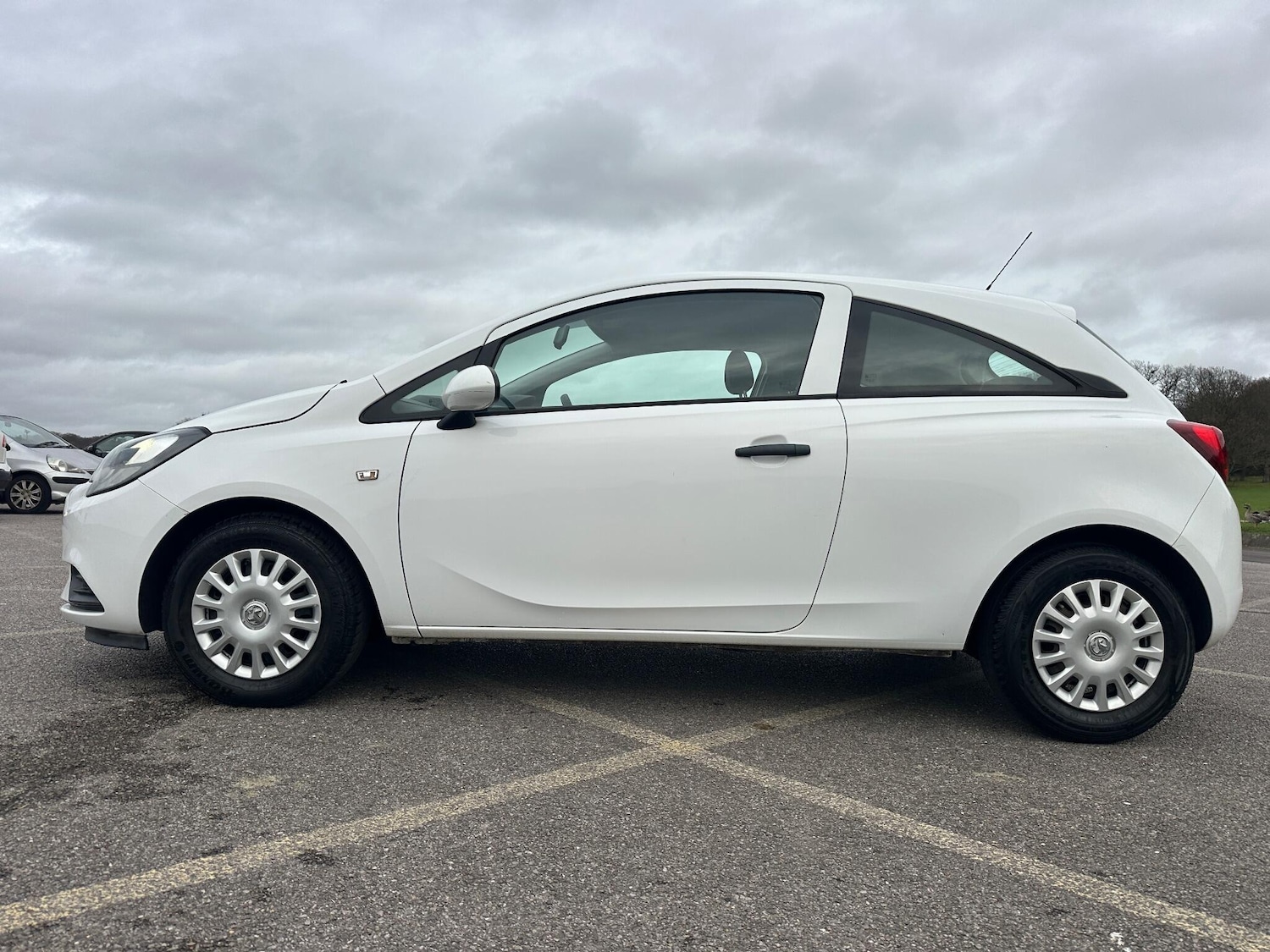 Used Vauxhall Corsa 2015 for sale - 76975873: Photo 9