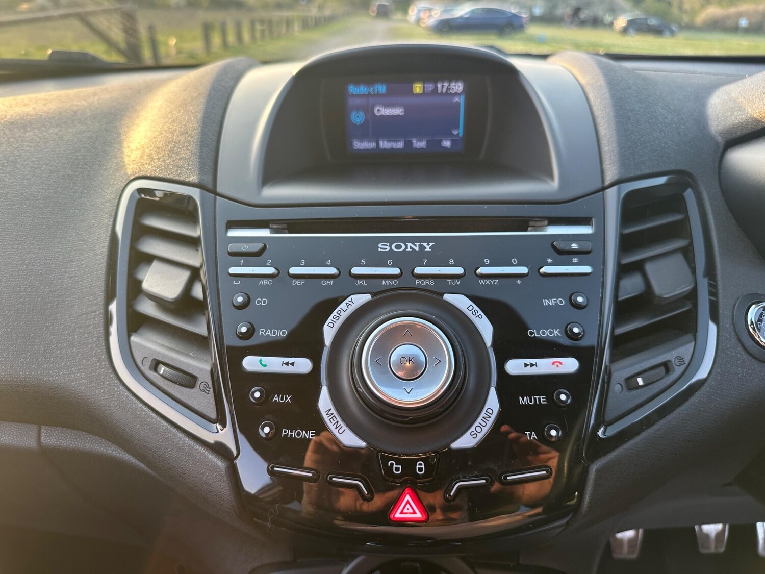 Used Ford Fiesta 2015 for sale - 78170944: Photo 47