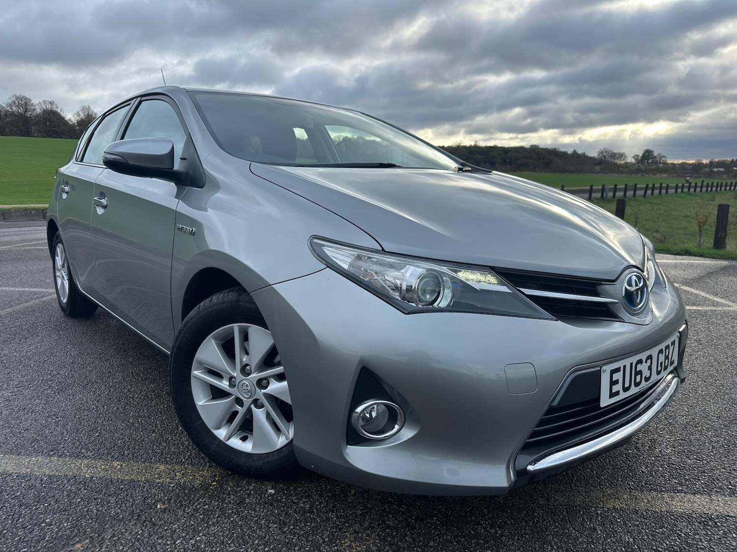 Used Toyota Auris 2013 for sale - 76633525: Photo 1