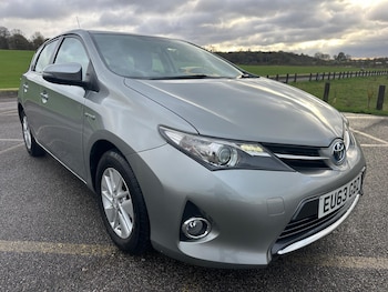 Used Toyota Auris 2013 for sale - 76633525: Photo