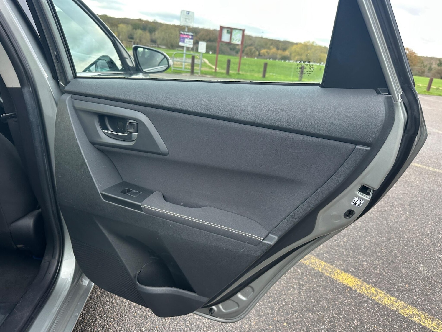 Used Toyota Auris 2013 for sale - 76633525: Photo 41