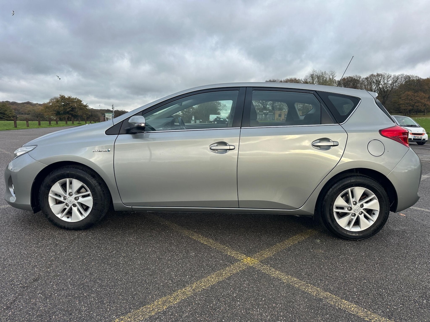 Used Toyota Auris 2013 for sale - 76633525: Photo 9