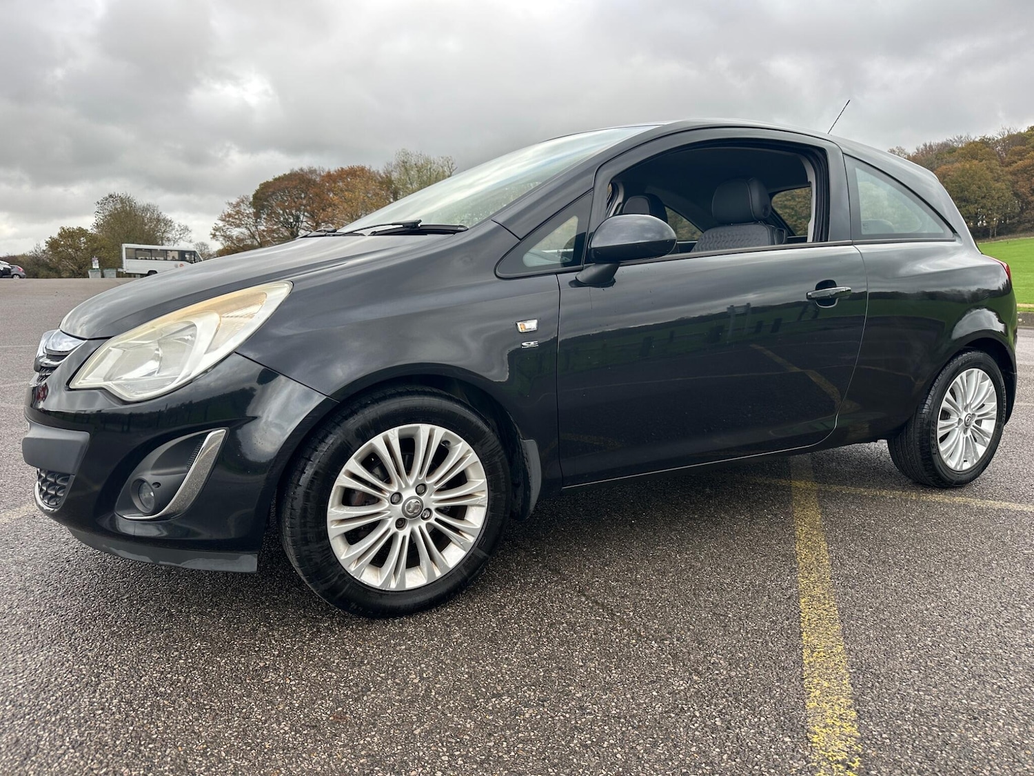 Used Vauxhall Corsa 2012 for sale - 76549937: Photo 8