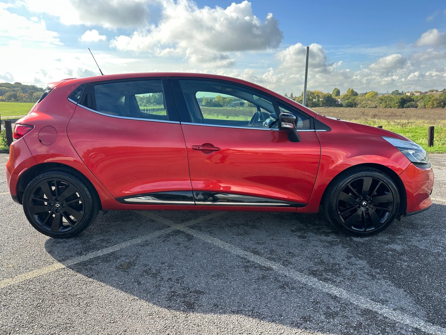 Used Renault Clio 2014 for sale - 76996550: Photo 22