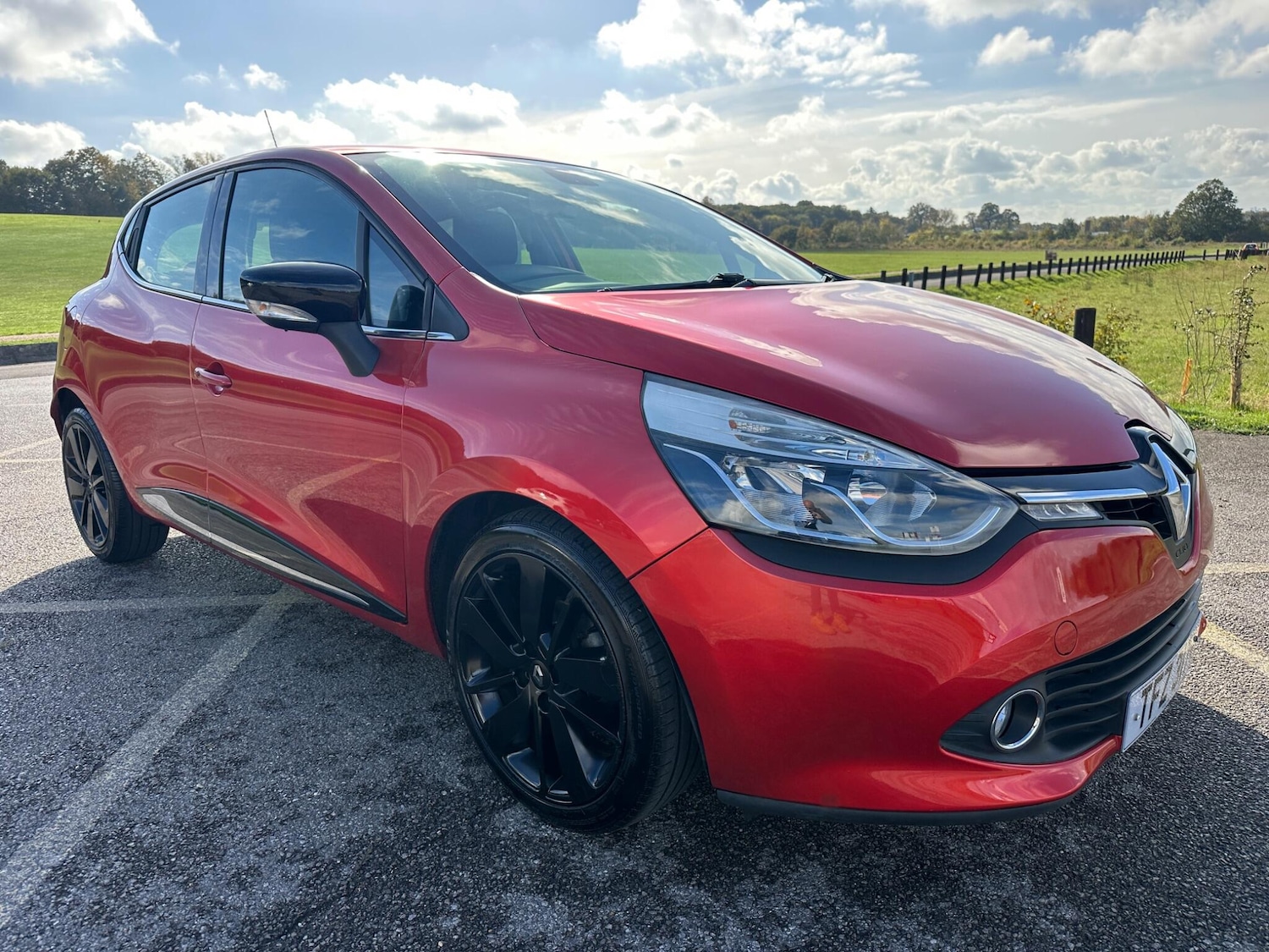 Used Renault Clio 2014 for sale - 76996550: Photo 25