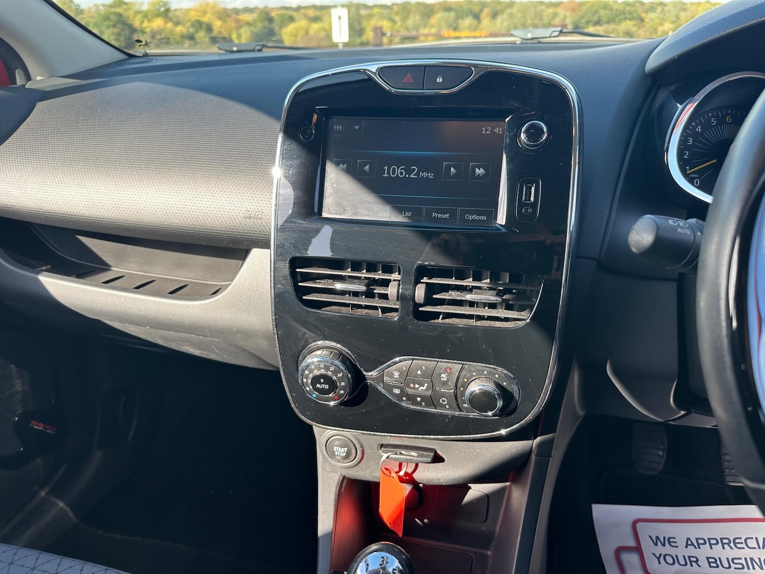 Used Renault Clio 2014 for sale - 76996550: Photo 52