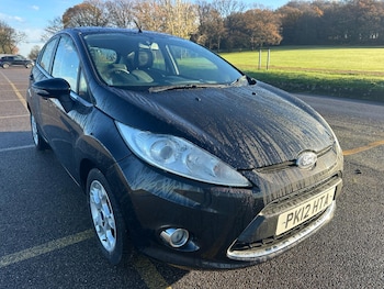 Used Ford Fiesta 2012 for sale - 76800981: Photo