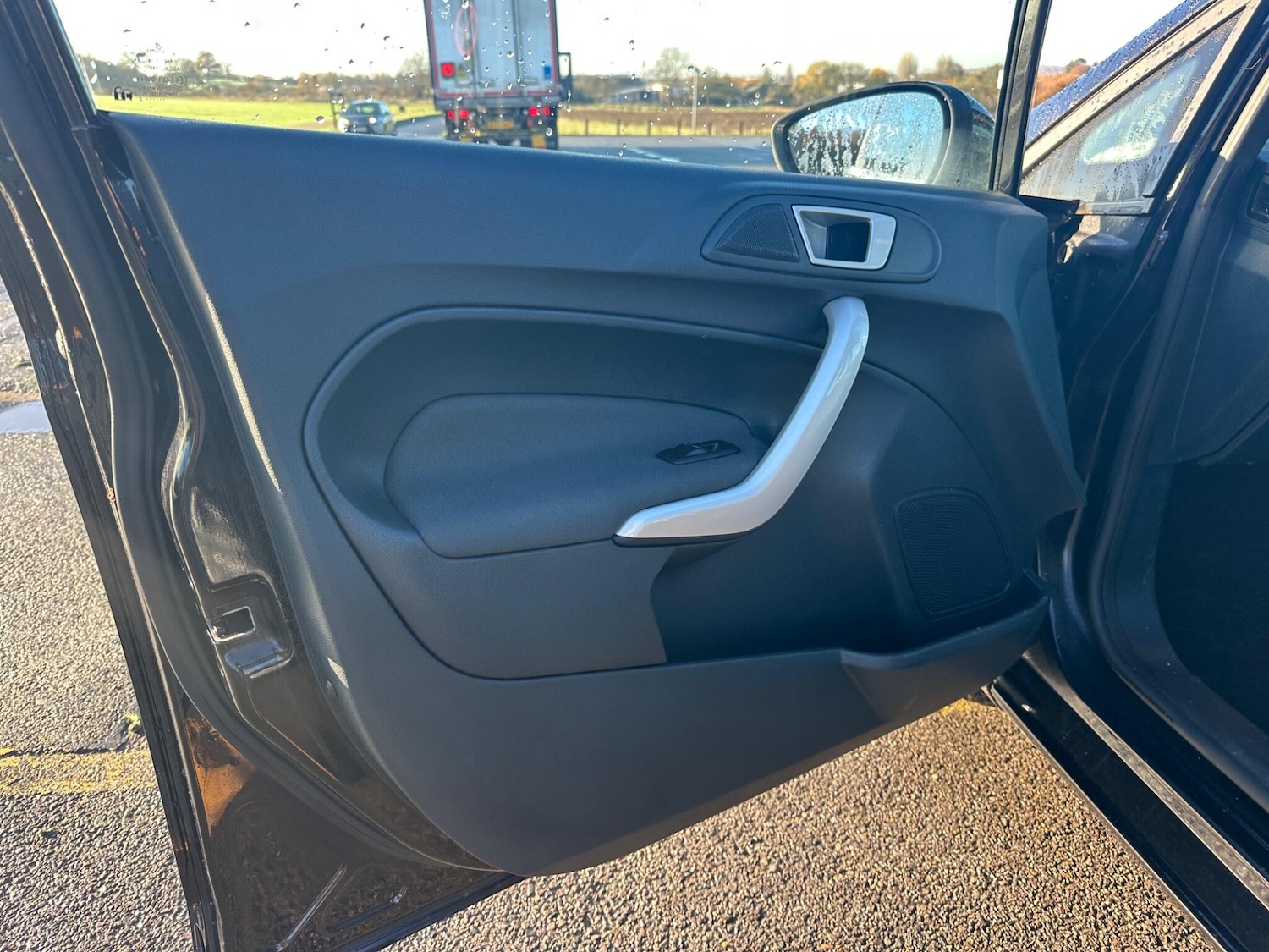 Used Ford Fiesta 2012 for sale - 76800981: Photo 47