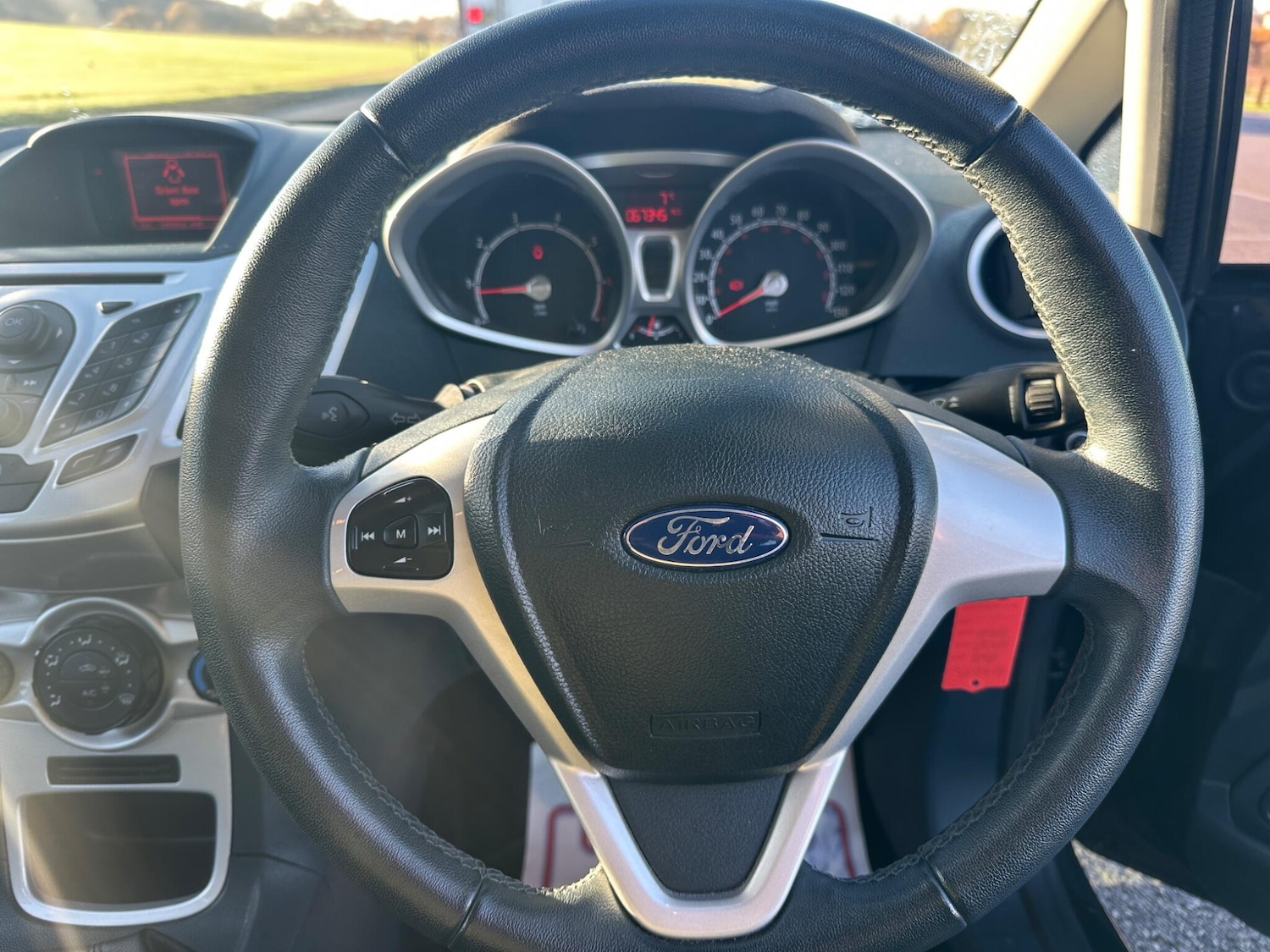 Used Ford Fiesta 2012 for sale - 76800981: Photo 49