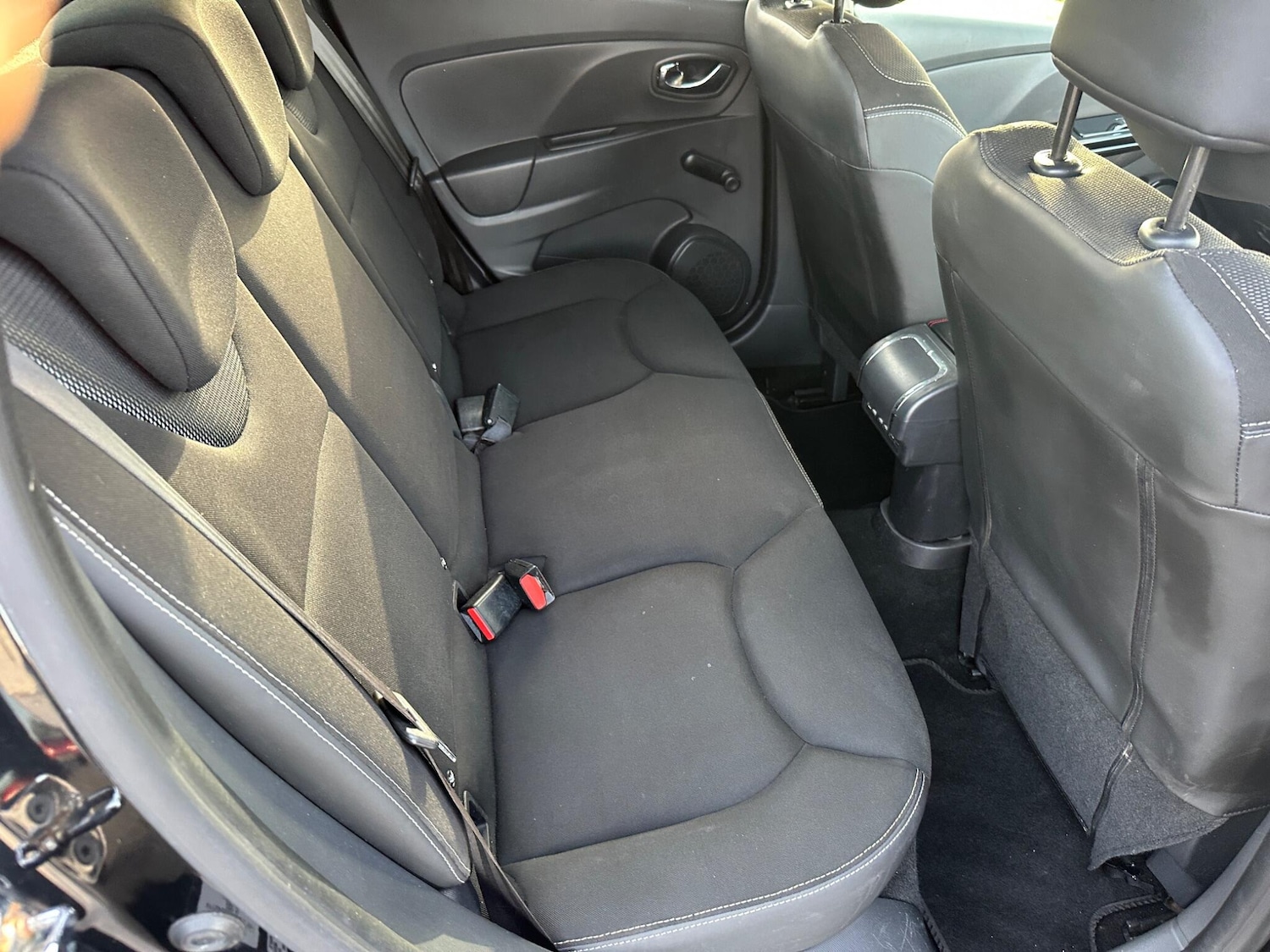 Used Renault Clio 2013 for sale - 77769717: Photo 33