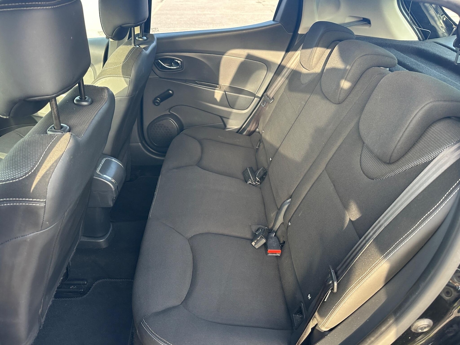 Used Renault Clio 2013 for sale - 77769717: Photo 36