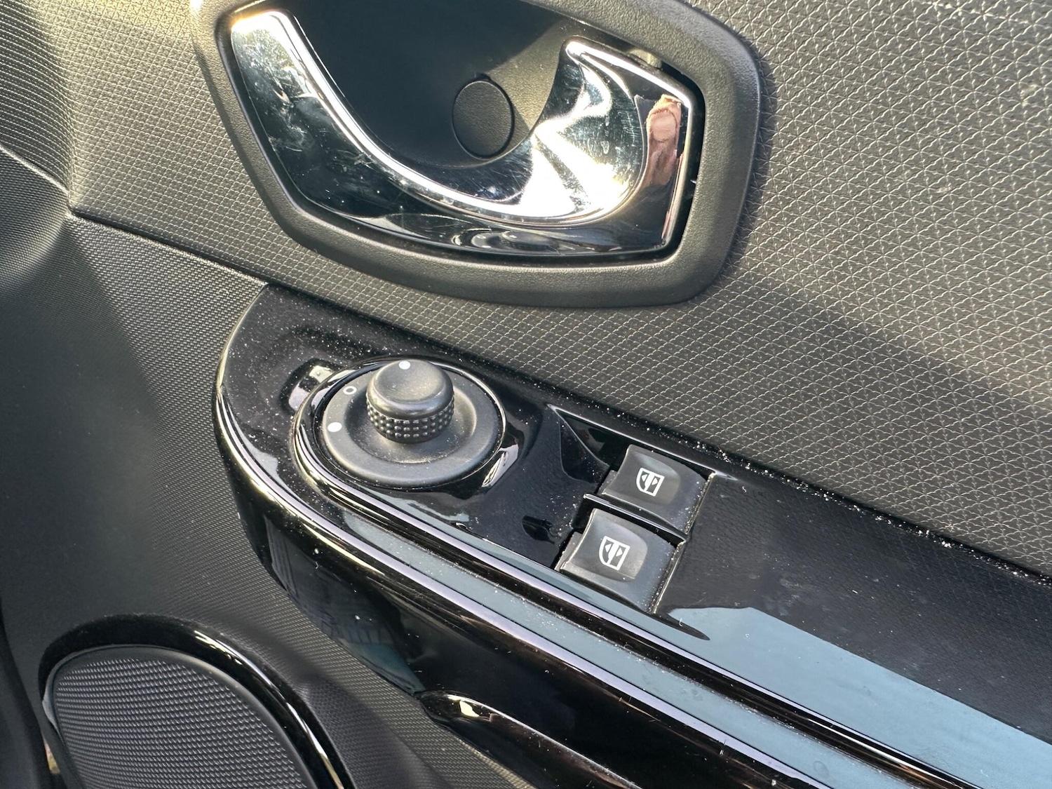 Used Renault Clio 2013 for sale - 77769717: Photo 48