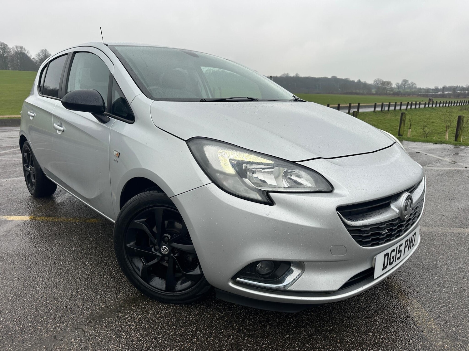 Used Vauxhall Corsa 2015 for sale - 77425026: Photo 2