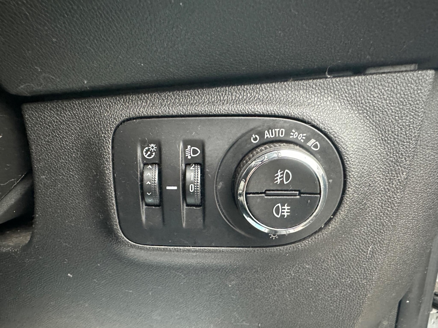 Used Vauxhall Corsa 2015 for sale - 77425026: Photo 57