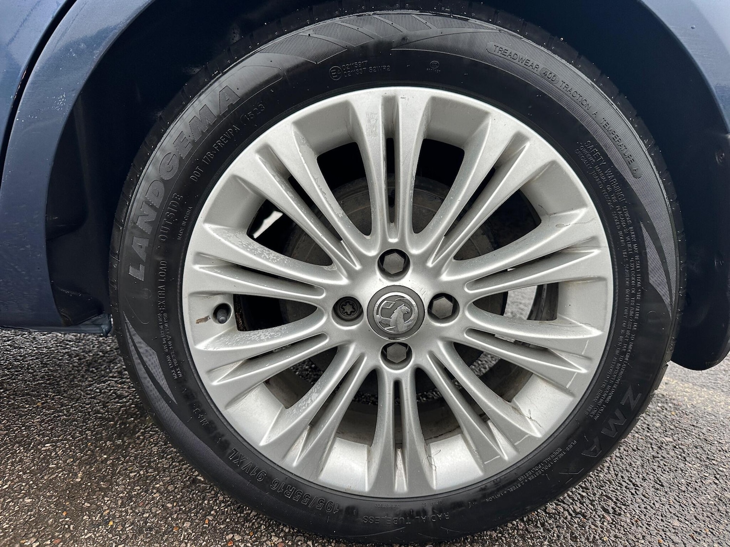 Used Vauxhall Corsa 2013 for sale - 77143320: Photo 32