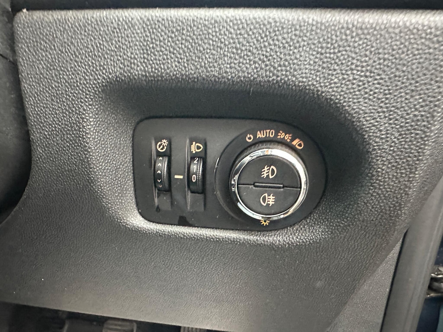 Used Vauxhall Corsa 2013 for sale - 77143320: Photo 48