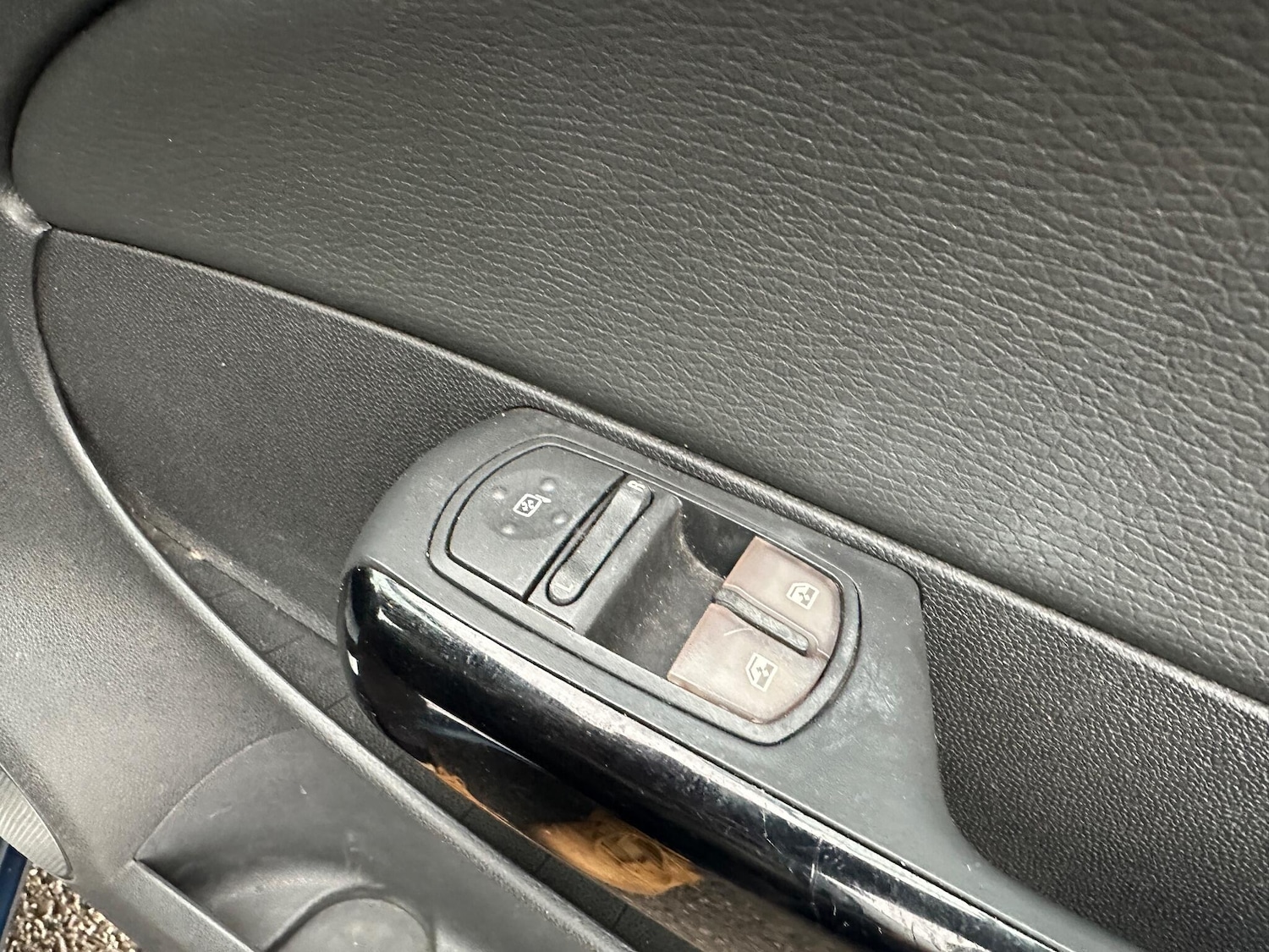 Used Vauxhall Corsa 2013 for sale - 77143320: Photo 50