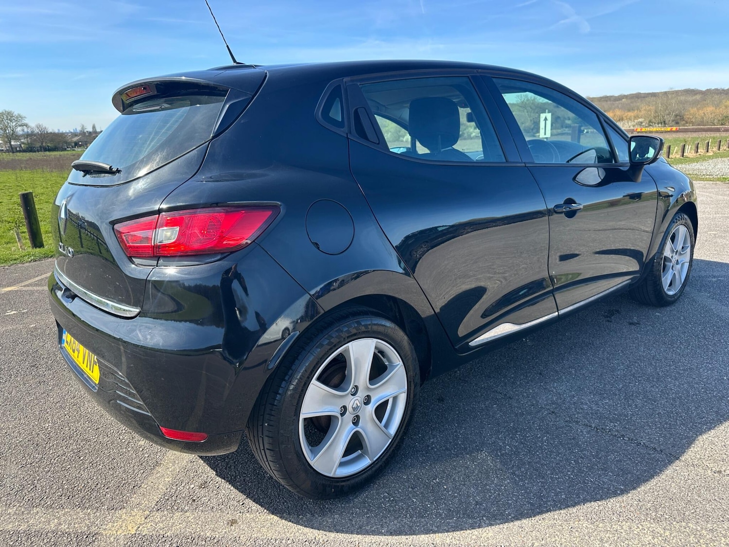 Used Renault Clio 2014 for sale - 77977977: Photo 17