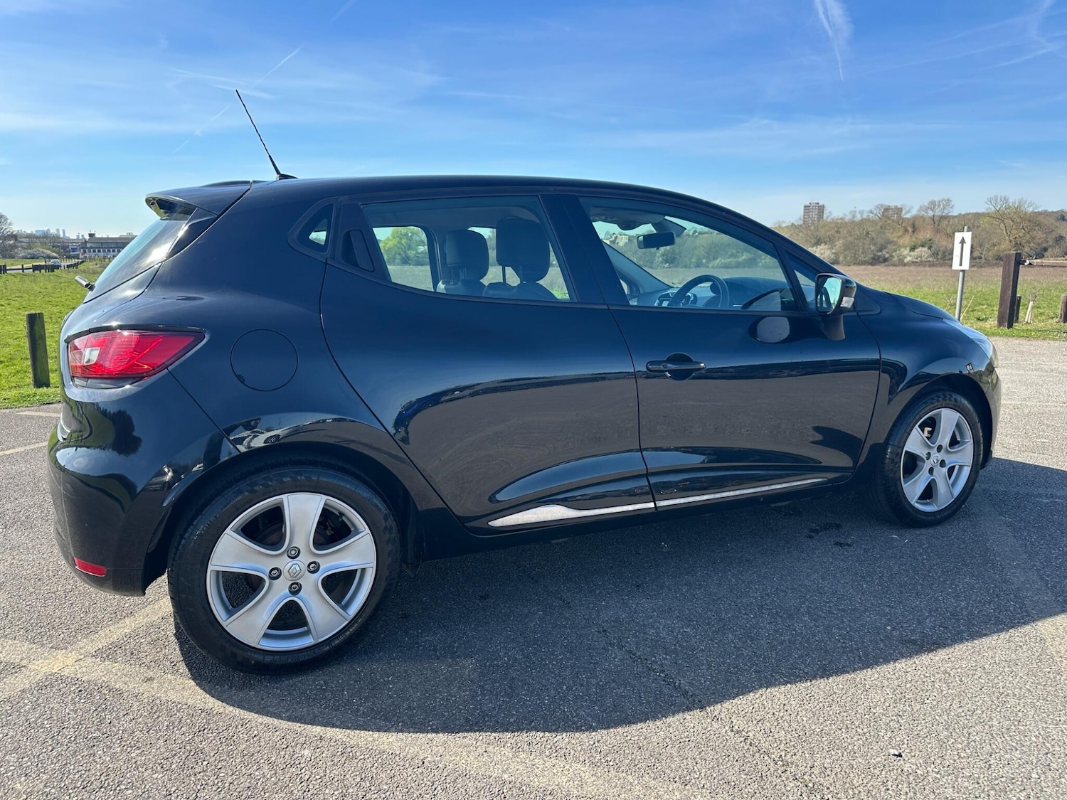 Used Renault Clio 2014 for sale - 77977977: Photo 18