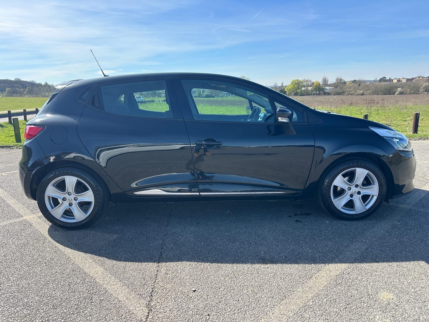 Used Renault Clio 2014 for sale - 77977977: Photo 19