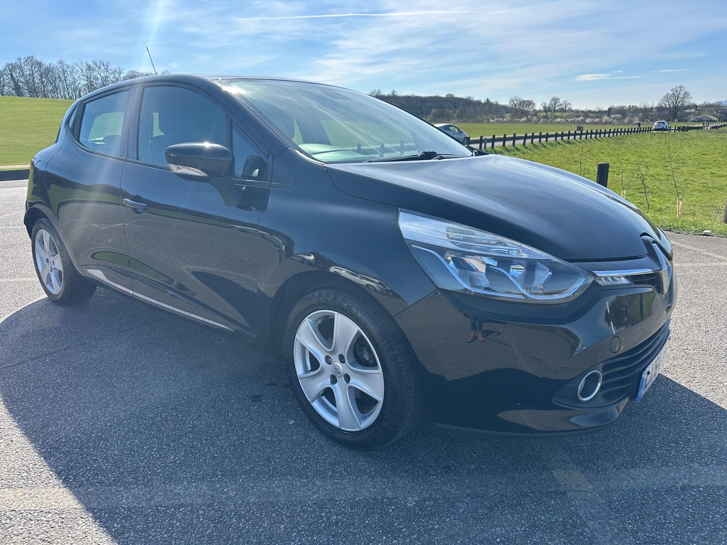 Used Renault Clio 2014 for sale - 77977977: Photo 21