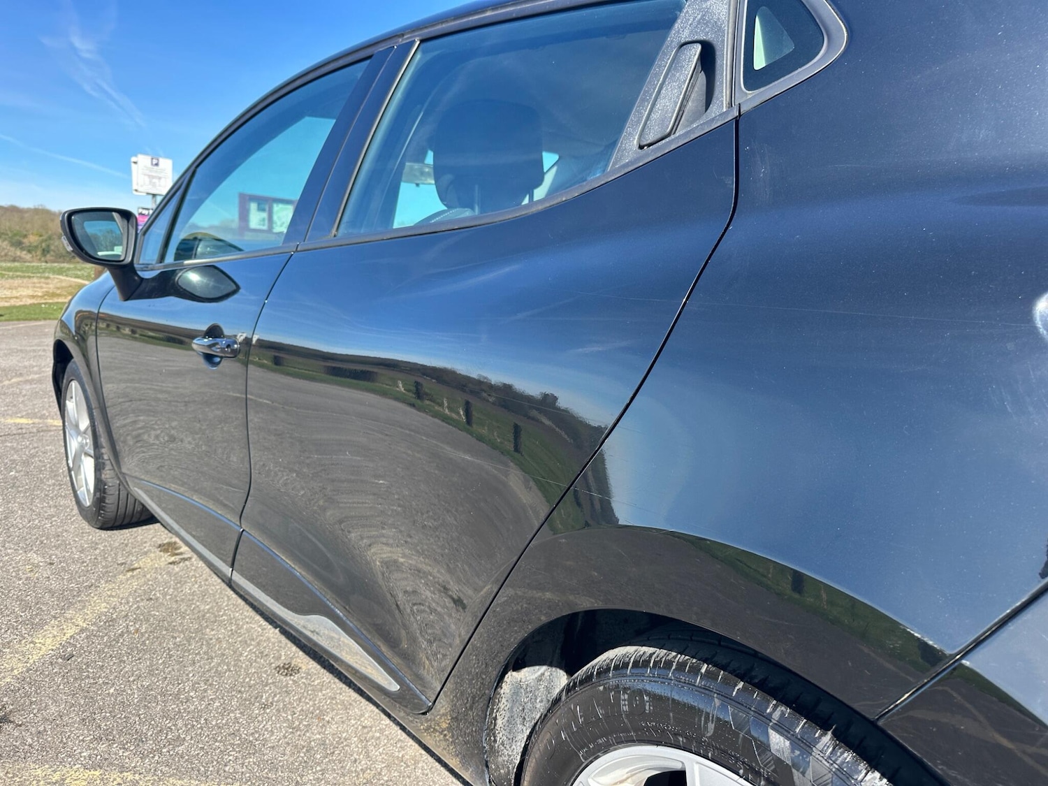 Used Renault Clio 2014 for sale - 77977977: Photo 28