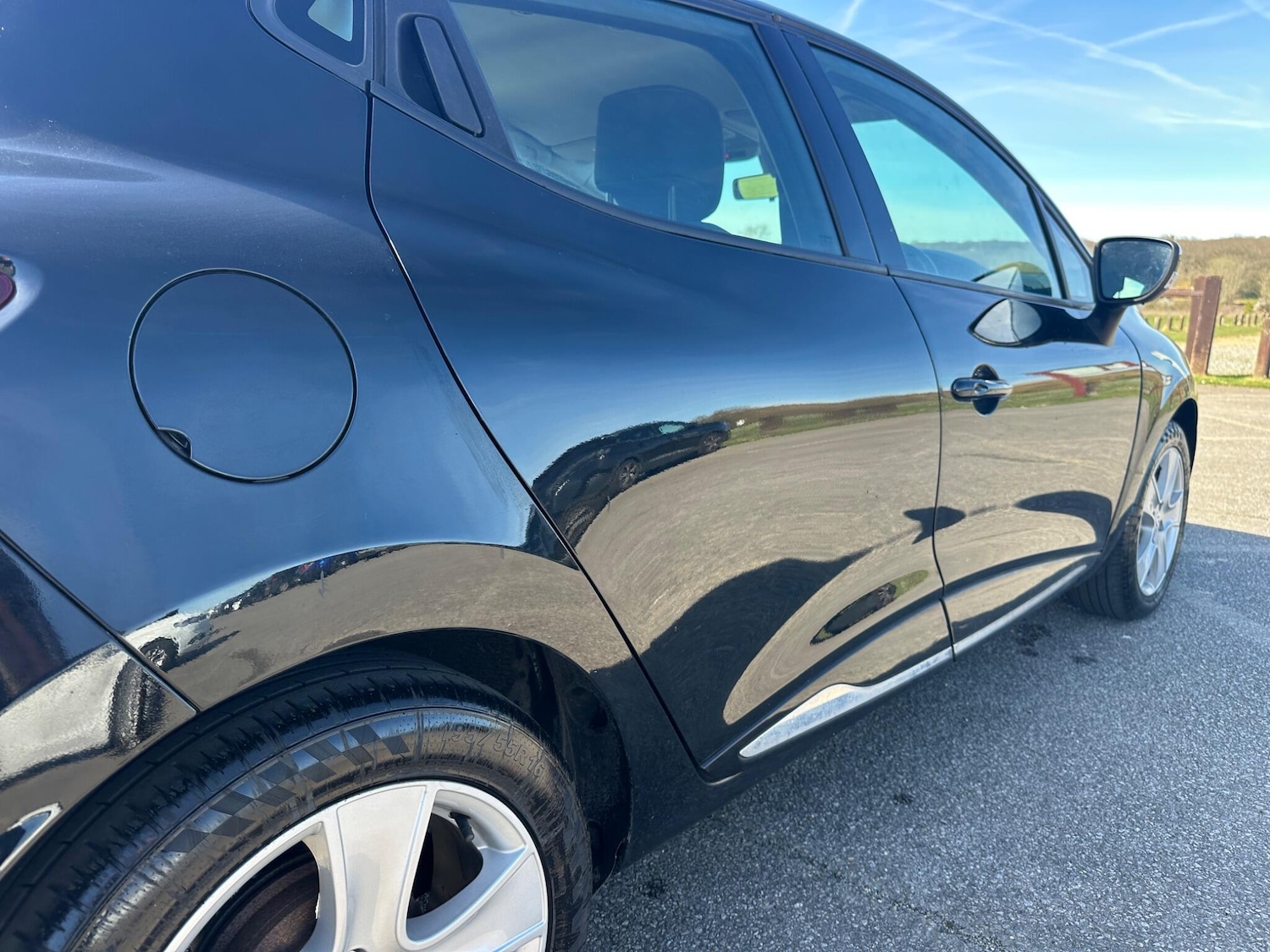 Used Renault Clio 2014 for sale - 77977977: Photo 30