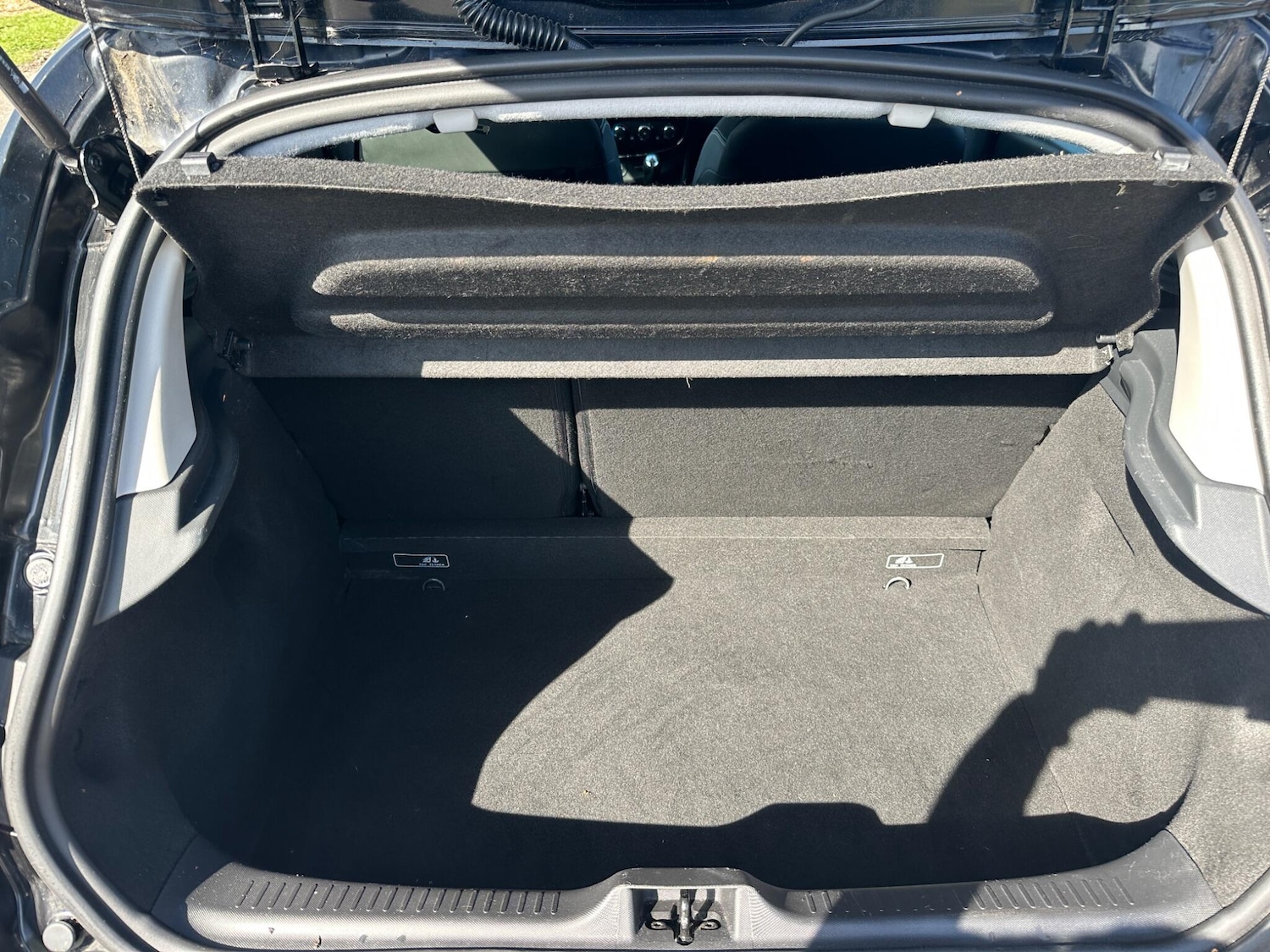 Used Renault Clio 2014 for sale - 77977977: Photo 41