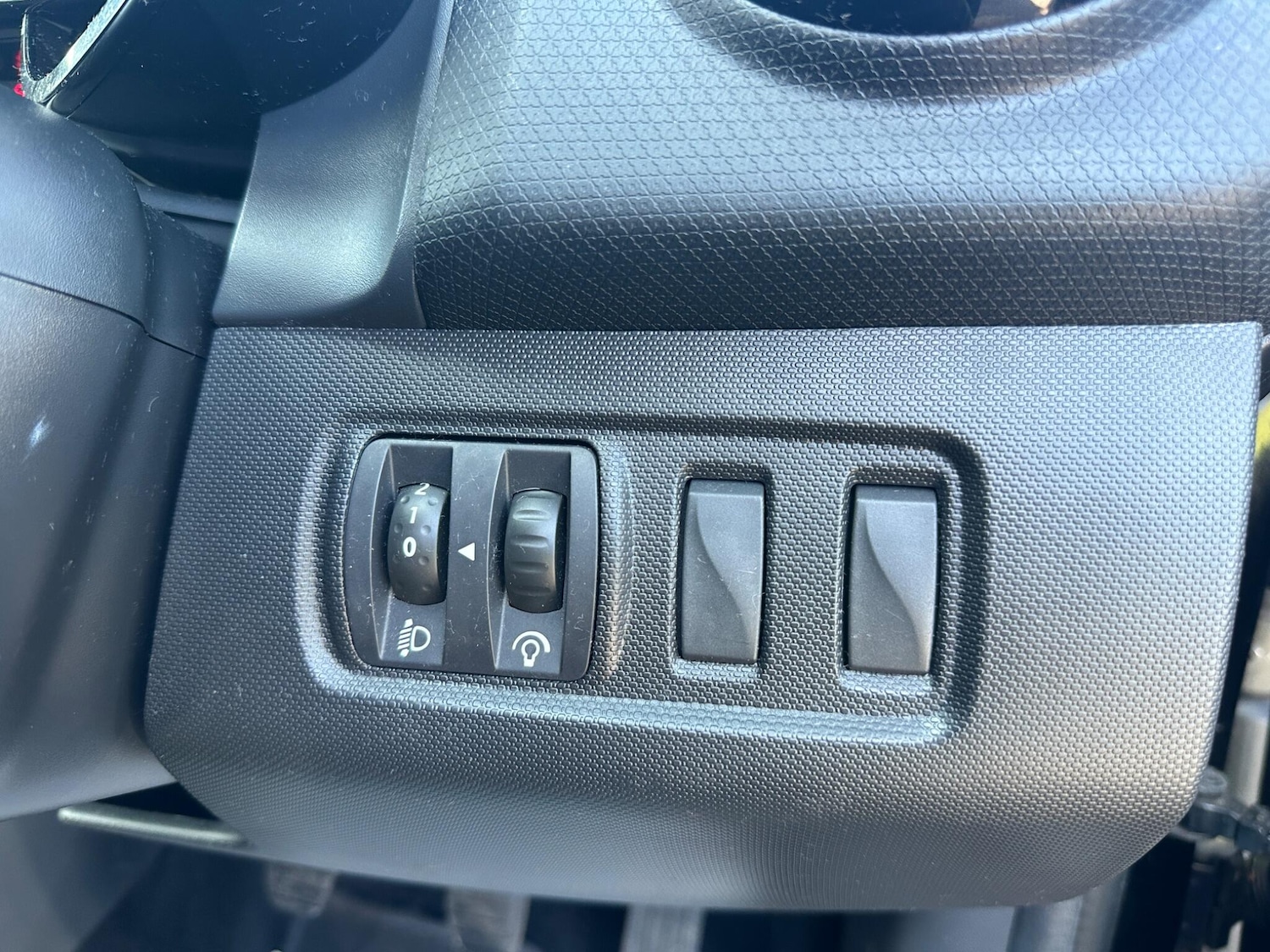 Used Renault Clio 2014 for sale - 77977977: Photo 53