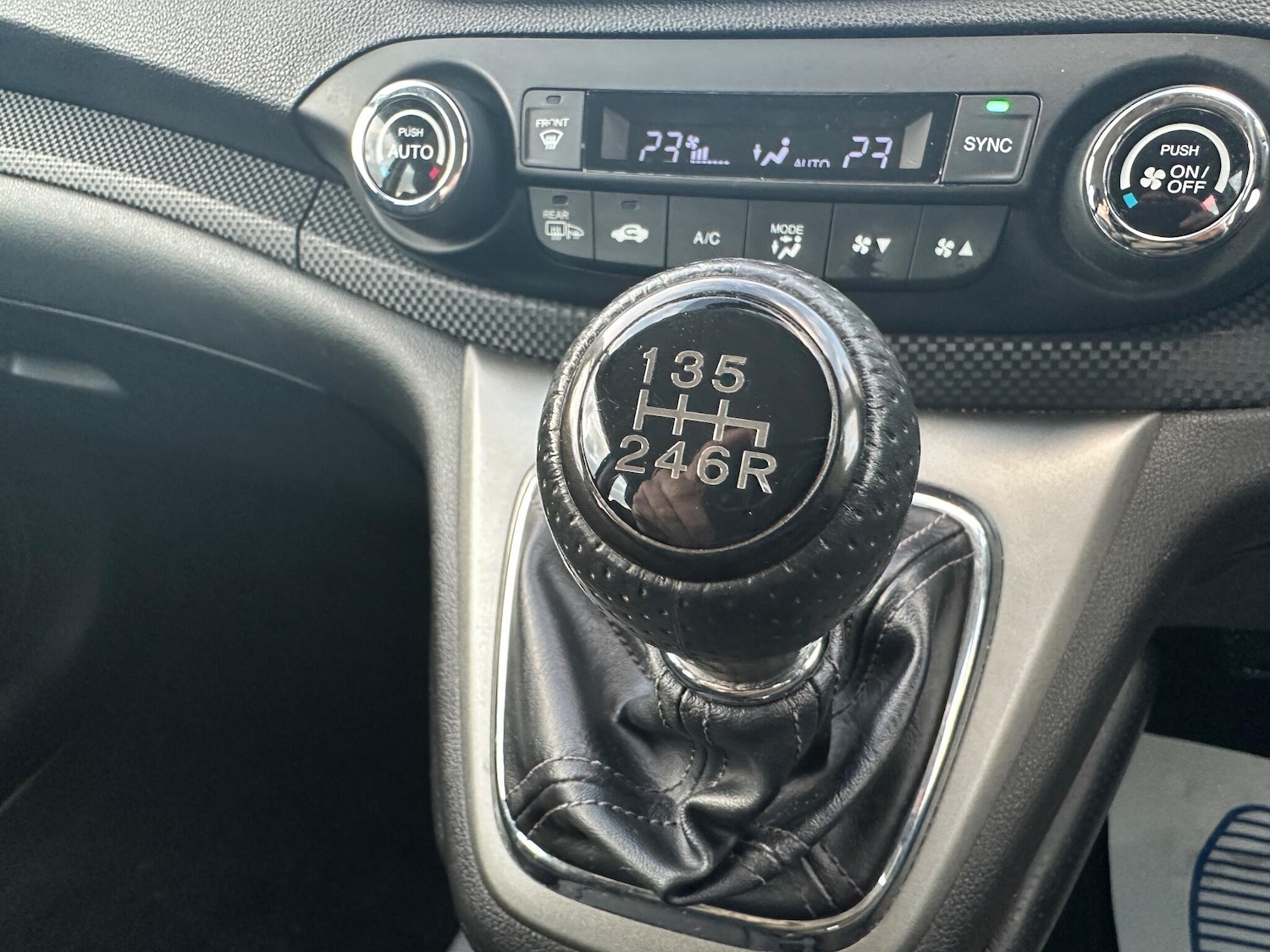 Used Honda CR-V for sale - 77230375: Photo 47