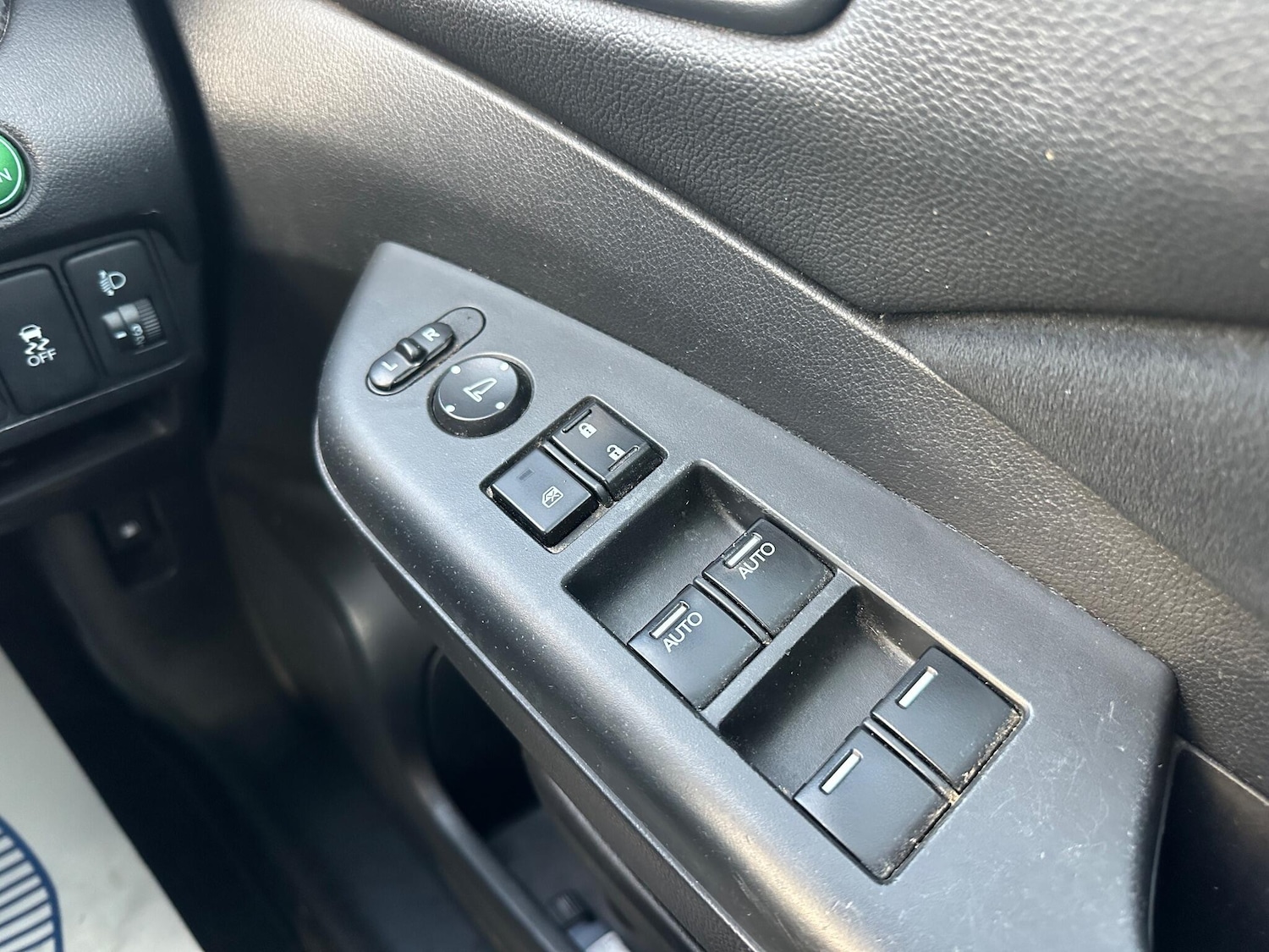 Used Honda CR-V for sale - 77230375: Photo 49