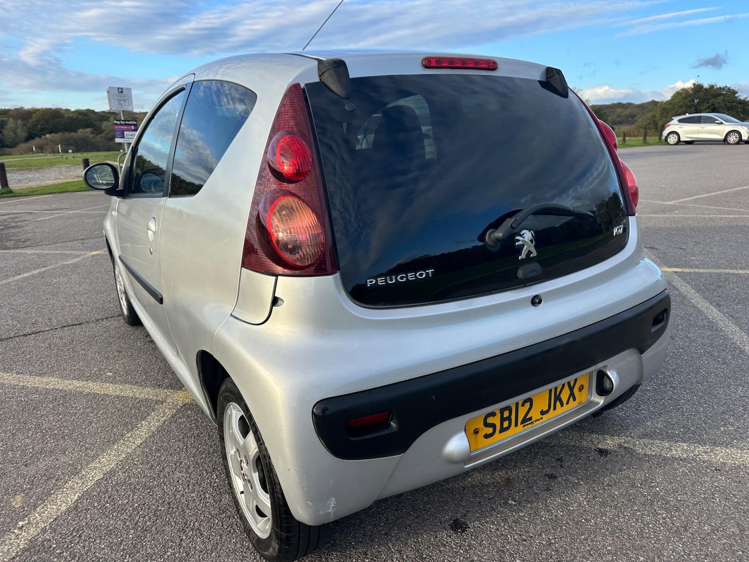 Used Peugeot 107 2012 for sale - 76397962: Photo 13