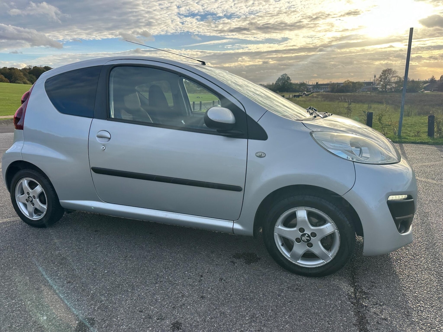 Used Peugeot 107 2012 for sale - 76397962: Photo 20
