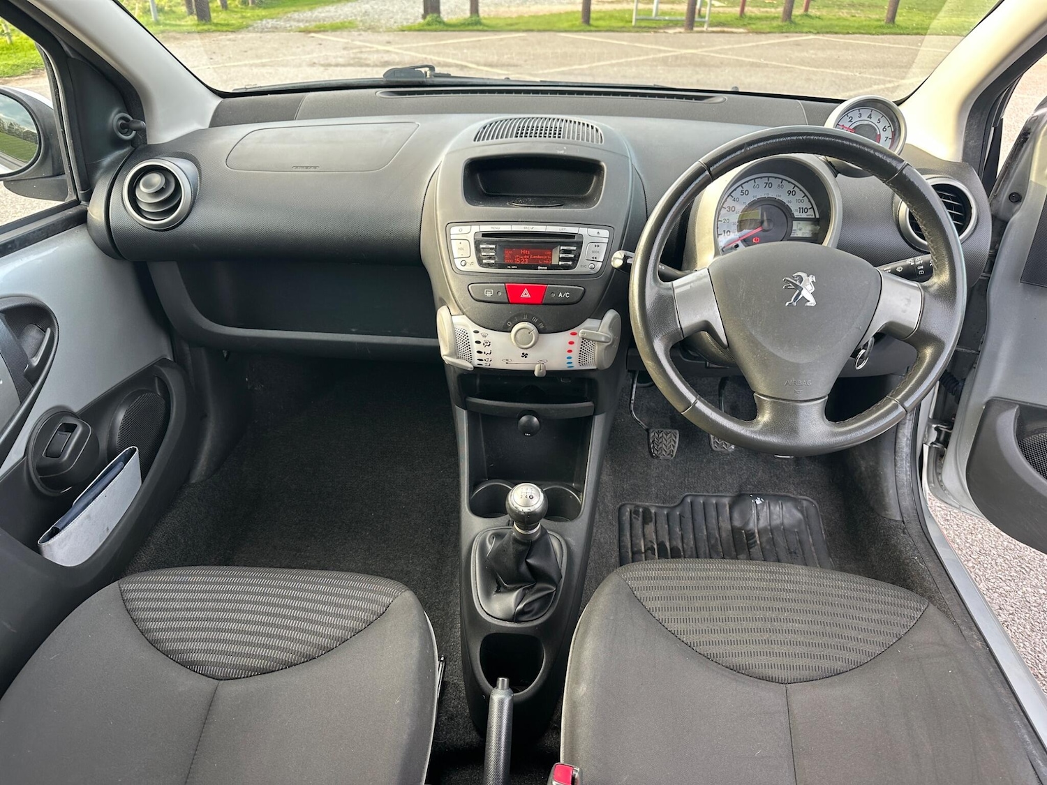 Used Peugeot 107 2012 for sale - 76397962: Photo 32