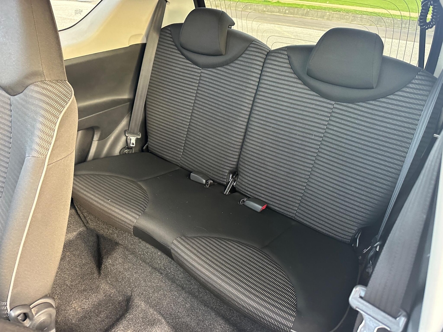 Used Peugeot 107 2012 for sale - 76397962: Photo 41