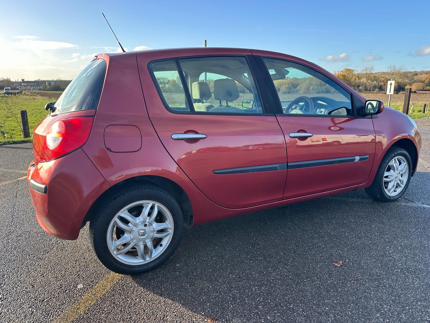 Used Renault Clio 2007 for sale - 76781427: Photo 16