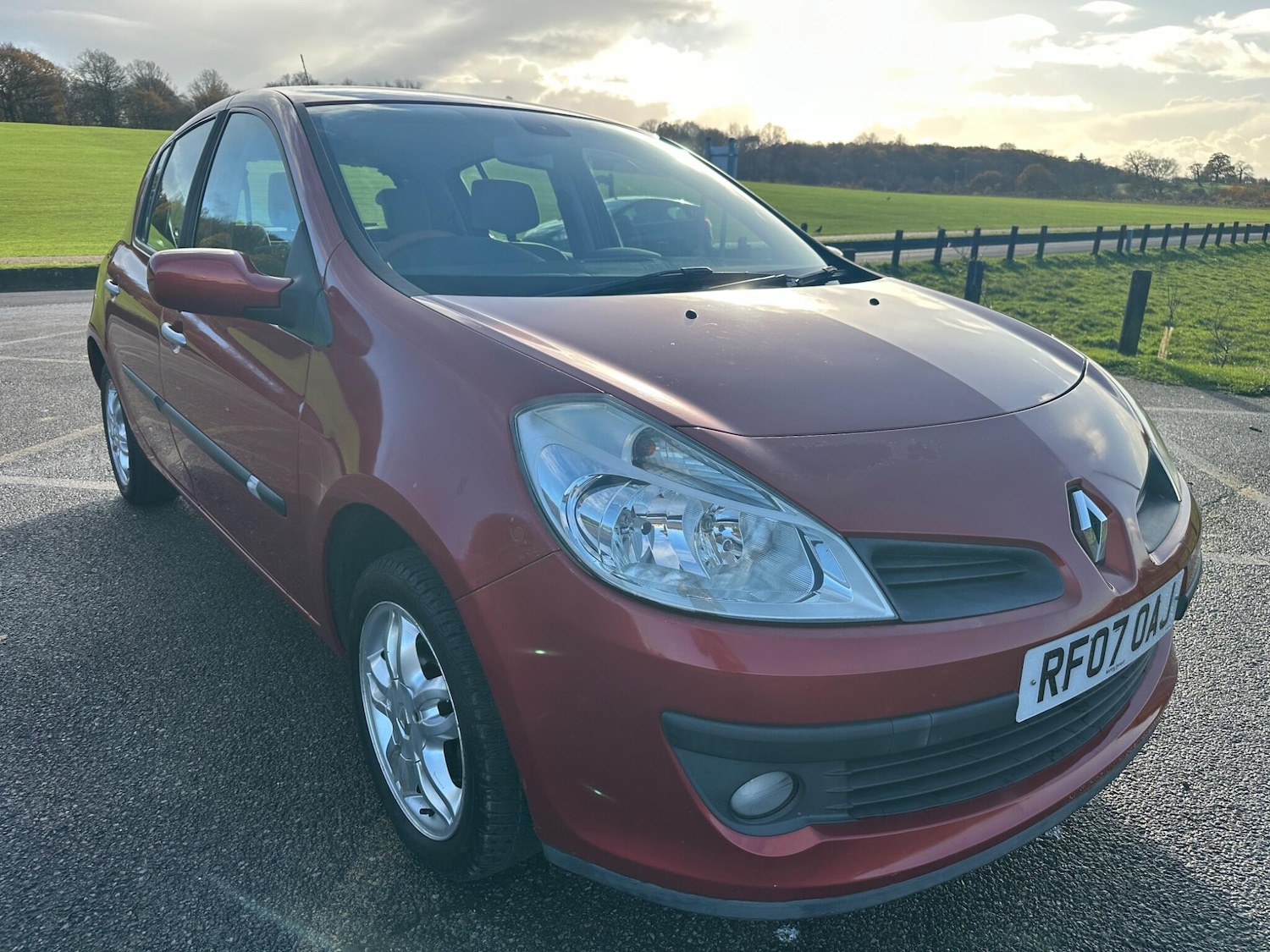 Used Renault Clio 2007 for sale - 76781427: Photo 2