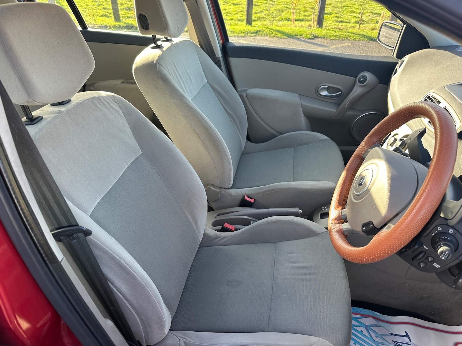 Used Renault Clio 2007 for sale - 76781427: Photo 30