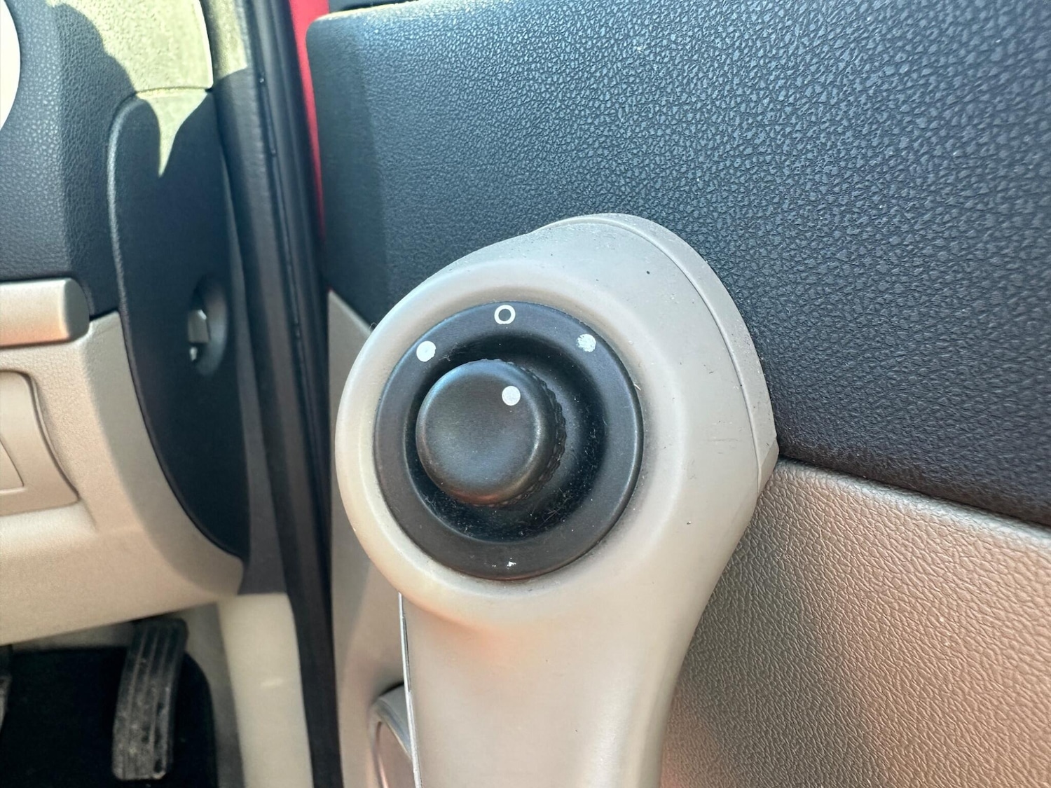 Used Renault Clio 2007 for sale - 76781427: Photo 42