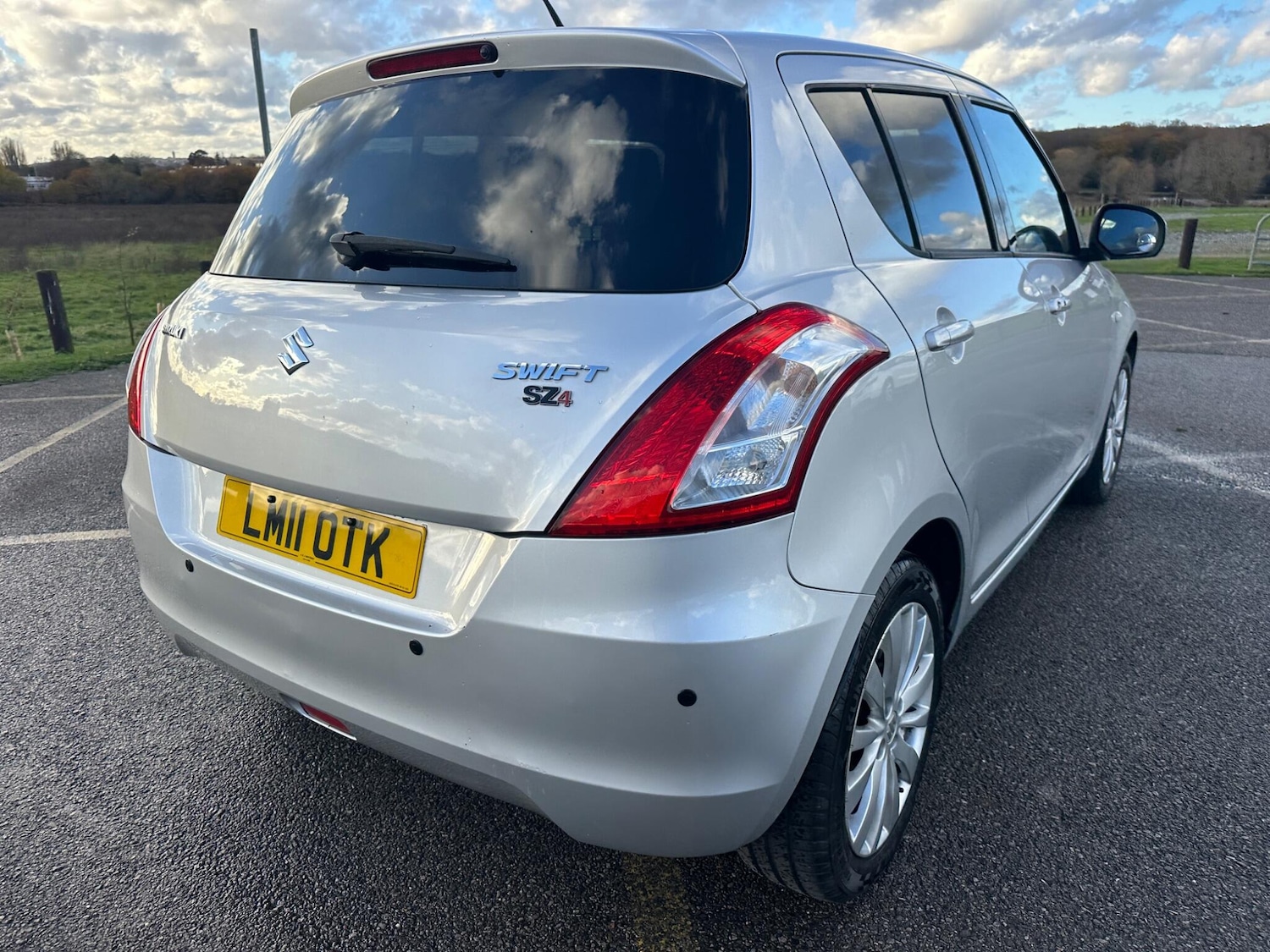 Used Suzuki Swift 2011 for sale - 76801135: Photo 15