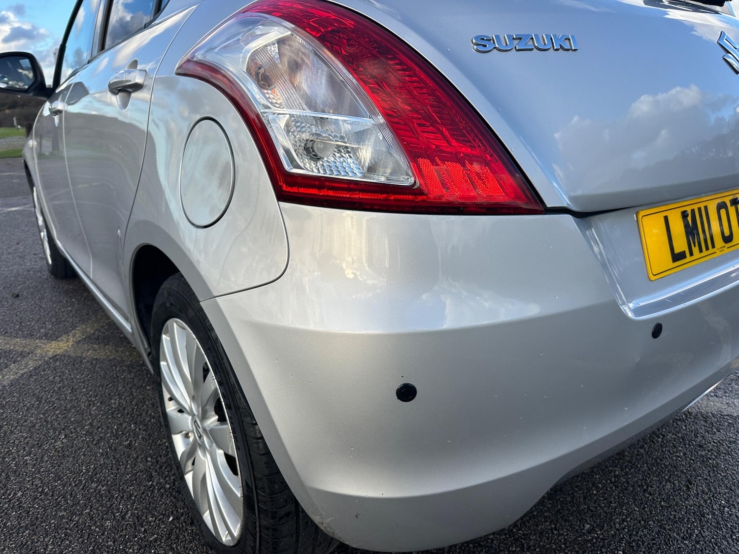 Used Suzuki Swift 2011 for sale - 76801135: Photo 27