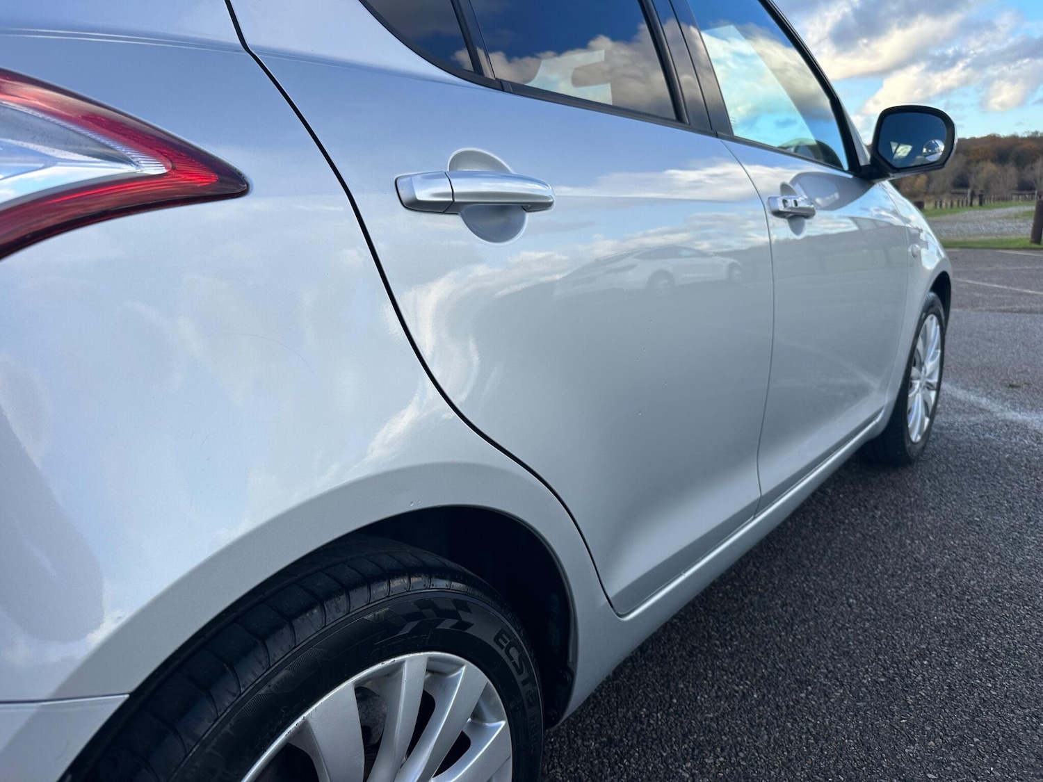 Used Suzuki Swift 2011 for sale - 76801135: Photo 30