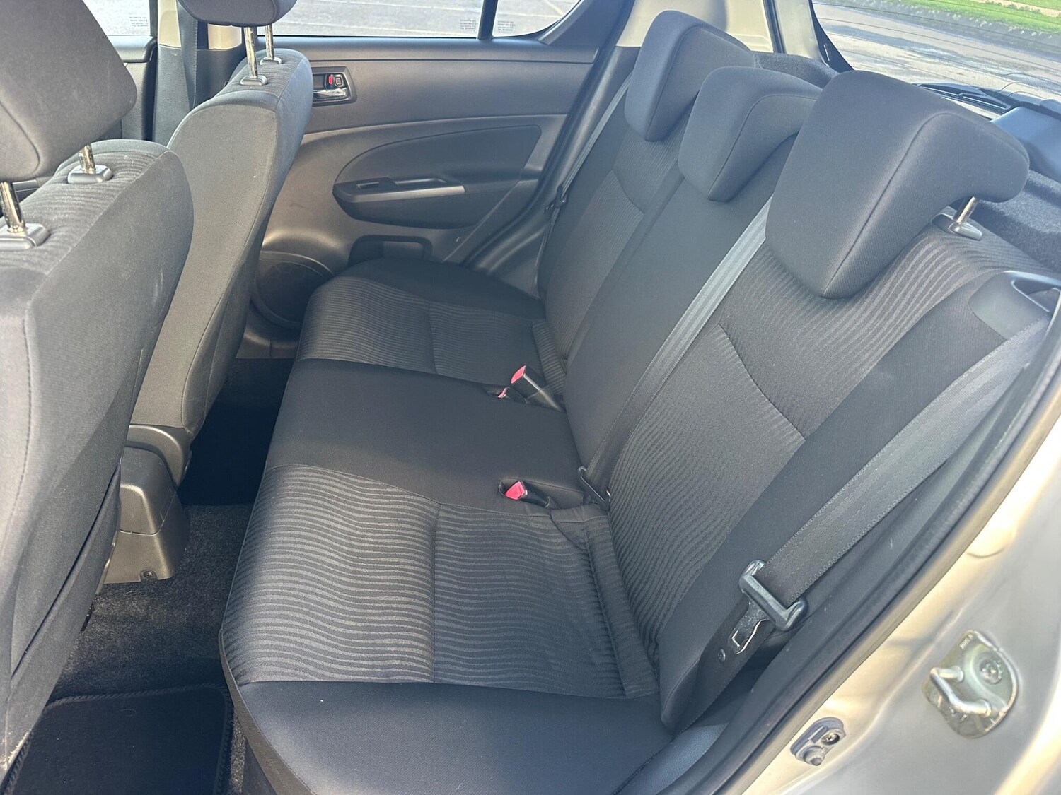 Used Suzuki Swift 2011 for sale - 76801135: Photo 43