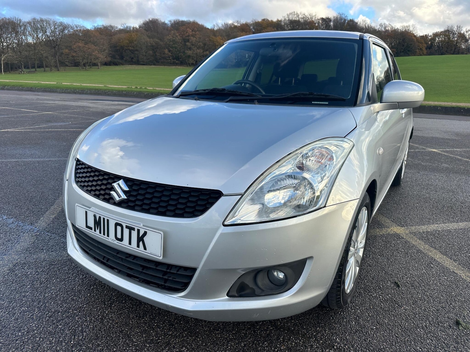 Used Suzuki Swift 2011 for sale - 76801135: Photo 5