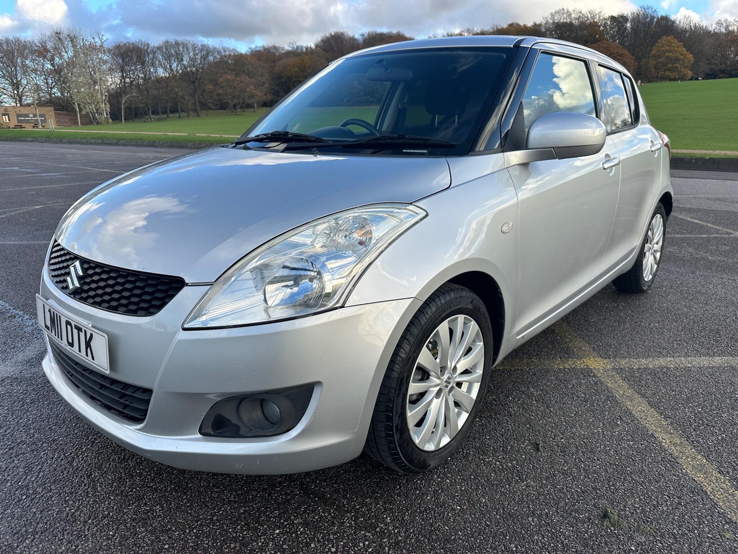 Used Suzuki Swift 2011 for sale - 76801135: Photo 6