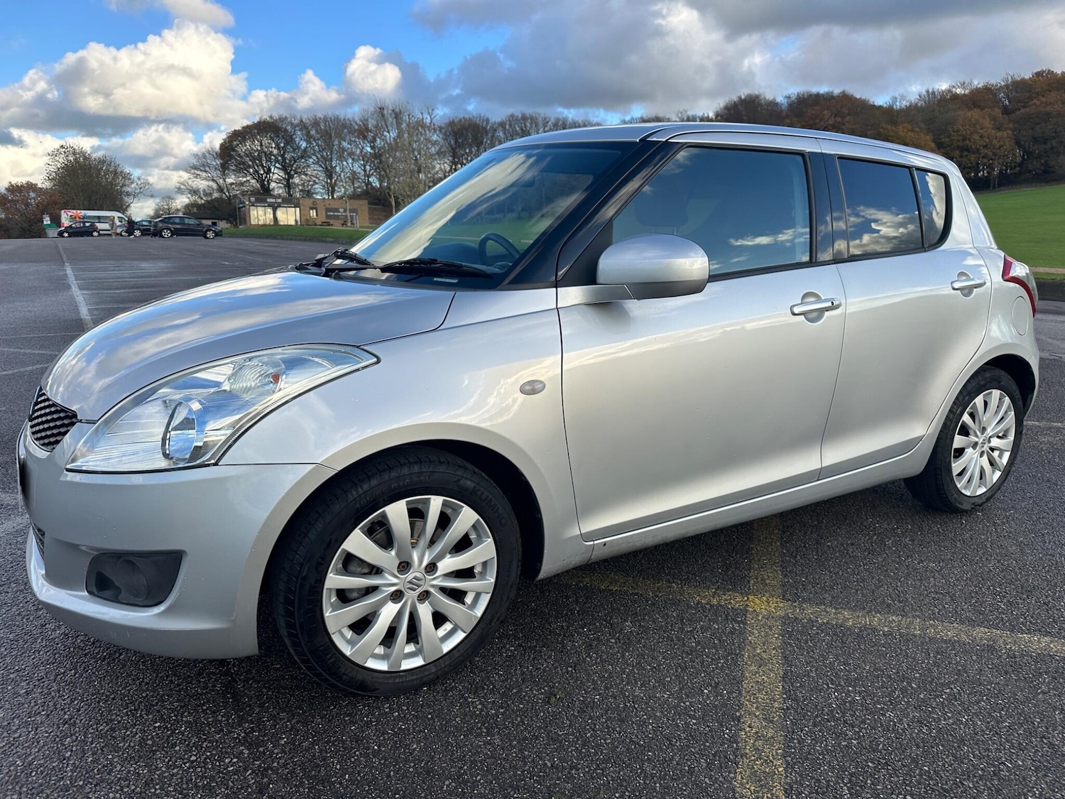 Used Suzuki Swift 2011 for sale - 76801135: Photo 7